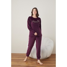 Lukitus Baskılı Kadife Pijama Takımı