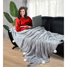 Mediterian Yumuşak ve şık 200x220 cm peluş ponponlu battaniye, gri renk, wellsoft, dayanıklı ve konforlu