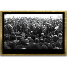 Marsilyan Yapay Zeka ile Yenilenmiş Atatürk Fotoğrafları Siyah Beyaz Cam Tablo, 3D Dekoratif Baskı 149