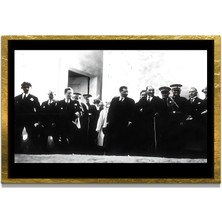 Marsilyan Yapay Zeka ile Yenilenmiş Atatürk Fotoğrafları Siyah Beyaz Cam Tablo, 3D Dekoratif Baskı 553