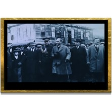 Marsilyan Yapay Zeka ile Yenilenmiş Atatürk Fotoğrafları Siyah Beyaz Cam Tablo, 3D Dekoratif Baskı 298