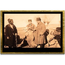 Marsilyan Yapay Zeka ile Yenilenmiş Atatürk Fotoğrafları Siyah Beyaz Cam Tablo, 3D Dekoratif Baskı 282