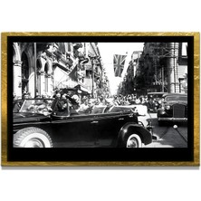 Marsilyan Yapay Zeka ile Yenilenmiş Atatürk Fotoğrafları Siyah Beyaz Cam Tablo, 3D Dekoratif Baskı 64