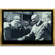 Marsilyan Yapay Zeka ile Yenilenmiş Atatürk Fotoğrafları Siyah Beyaz Cam Tablo, 3D Dekoratif Baskı 106