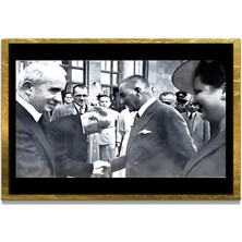 Marsilyan Yapay Zeka ile Yenilenmiş Atatürk Fotoğrafları Siyah Beyaz Cam Tablo, 3D Dekoratif Baskı 499