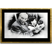 Marsilyan Yapay Zeka ile Yenilenmiş Atatürk Fotoğrafları Siyah Beyaz Cam Tablo, 3D Dekoratif Baskı 461