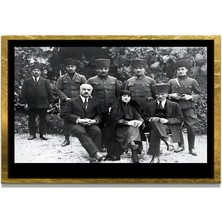 Marsilyan Yapay Zeka ile Yenilenmiş Atatürk Fotoğrafları Siyah Beyaz Cam Tablo, 3D Dekoratif Baskı 687