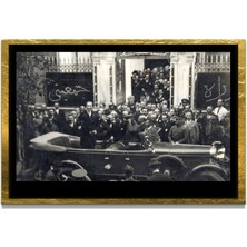 Marsilyan Yapay Zeka ile Yenilenmiş Atatürk Fotoğrafları Siyah Beyaz Cam Tablo, 3D Dekoratif Baskı 768