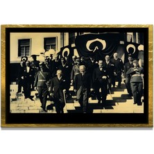 Marsilyan Yapay Zeka ile Yenilenmiş Atatürk Fotoğrafları Siyah Beyaz Cam Tablo, 3D Dekoratif Baskı 192