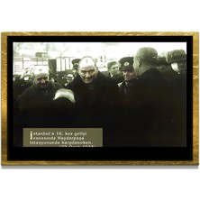 Marsilyan Yapay Zeka ile Yenilenmiş Atatürk Fotoğrafları Siyah Beyaz Cam Tablo, 3D Dekoratif Baskı 560