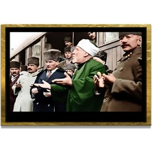 Marsilyan Yapay Zeka ile Yenilenmiş Atatürk Fotoğrafları Siyah Beyaz Cam Tablo, 3D Dekoratif Baskı 488