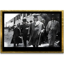 Marsilyan Yapay Zeka ile Yenilenmiş Atatürk Fotoğrafları Siyah Beyaz Cam Tablo, 3D Dekoratif Baskı 733