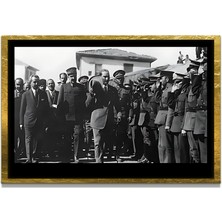 Marsilyan Yapay Zeka ile Yenilenmiş Atatürk Fotoğrafları Siyah Beyaz Cam Tablo, 3D Dekoratif Baskı 721