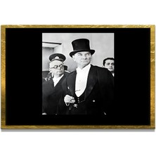 Marsilyan Yapay Zeka ile Yenilenmiş Atatürk Fotoğrafları Siyah Beyaz Cam Tablo, 3D Dekoratif Baskı 547