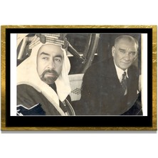 Marsilyan Yapay Zeka ile Yenilenmiş Atatürk Fotoğrafları Siyah Beyaz Cam Tablo, 3D Dekoratif Baskı 755