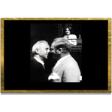 Marsilyan Yapay Zeka ile Yenilenmiş Atatürk Fotoğrafları Siyah Beyaz Cam Tablo, 3D Dekoratif Baskı 489
