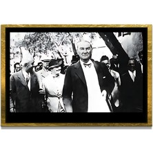 Marsilyan Yapay Zeka ile Yenilenmiş Atatürk Fotoğrafları Siyah Beyaz Cam Tablo, 3D Dekoratif Baskı 19