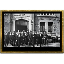 Marsilyan Yapay Zeka ile Yenilenmiş Atatürk Fotoğrafları Siyah Beyaz Cam Tablo, 3D Dekoratif Baskı 330