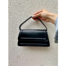 Rofo Butik Kadın Deri Kapaklı El ve Omuz Baget Çanta
