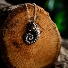 Ebrar Silver Gümüş Ammonit Kolye 925 Ayar Gümüş Unisex Ammonit Figürlü Kolye Salyangoz Model Kolye Deniz Kabuğu