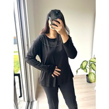 Charamela Kadın Büyük Beden Yakası ve Kolları Taş Detaylı Bluz -BGB61