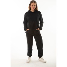 Kadın Büyük Beden Siyah Kanguru Cep ve Kapşonlu Sweatshirt Pantolon Iliki Takım 65N37053