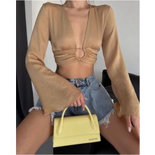 Fashion Cocktail Dokulu Saten Kumaş Tokalı V-Yaka Uzun Kol Crop Bluz