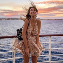 Fashion Cocktail Kemerli Sallantı Pullu Çapraz Askı Kendinden Kemerli Dekolteli Elbise
