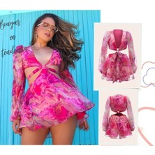 Fashion Cocktail Derin Dekolteli Bağlamalı Uzun Kollu Şirin Astarı Şortlu Bağlamalı Tulum