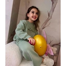 Kız Fiyonk  Detaylı  Yeşil Triko Takım