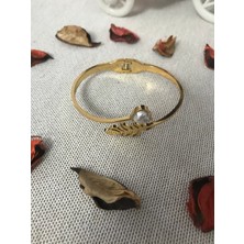 Parespa Kadın Çelik Yaprak Model Kalpli Altın Gold Renk Kelepçe Bileklik