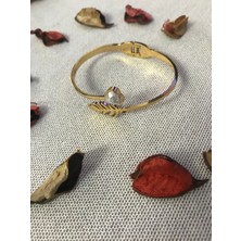 Parespa Kadın Çelik Yaprak Model Kalpli Altın Gold Renk Kelepçe Bileklik