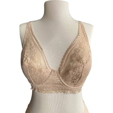 İnspira Ten Rengi Pedli Dantel Detaylı Toparlayıcı Sütyen