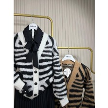 Zebra Desenli Triko Hırka