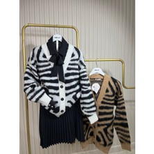 Zebra Desenli Triko Hırka