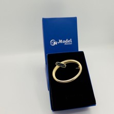 Arven Model Aksesuar Oval Siyah Işlemeli Gold Broş