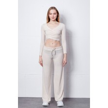 Uzun Kollu Yaka Detaylı Crop Bluz