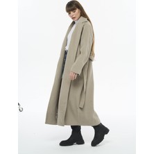 Safe Tasarım Kadın Kemerli Oversize Yırtmaçlı Kaşe Kaban