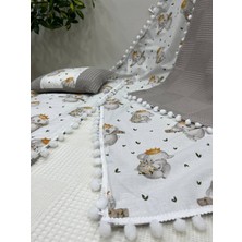 Buse Baby Home Poplin Kumaş ve Ponponlu Alt Açma , Yastık ve Battaniye 3'lü Set