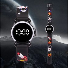 Trendy Chic Siyah LED Ekranlı Astronot Detaylı Çocuk Saat
