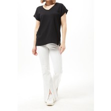 Sevgi Butik V-Yaka  T-Shirt