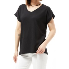 Sevgi Butik V-Yaka  T-Shirt