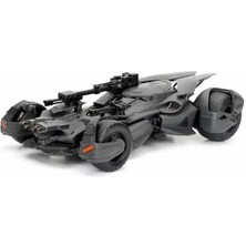 JADA 2015 Justice League  - Batmobile 6 Batman - Ölçek : 1/24