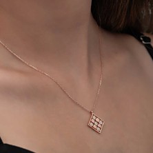 Stumbanng Gümüş Rose Dörtgen Zirkon Taşlı Kadın Kolye