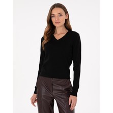 Pierre Cardin Kadın Siyah Slim Fit V Yaka Basic Kazak 50300803-VR046