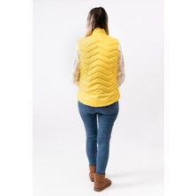 V Desenli Slim Fit  Dik Yaka Modern Kadın Yelek