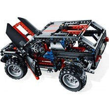 LEGO 8081 Technic Limited Edition Set Extreme Cruiser Jeep