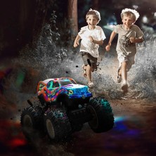 Gepettoys Işıklı Gövde 1:20 2.4ghz Uzaktan Kumandalı Şarjlı Araba Bigfoot Climbing Car Rock Crawler Renkli