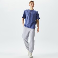 Small Sign. Essen. Reg. Fit.03