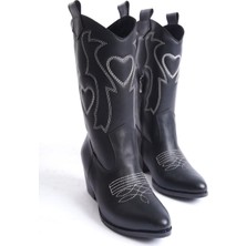 Bak Store Siyah Cilt Deri Beyaz Kalp Nakışlı Kovboy Fermuarlı Western Kadın Çizme